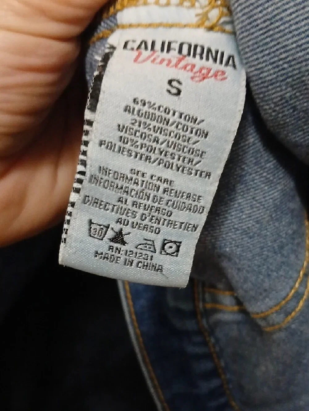 California Vintage,women's Sz.S. Trucker/blue denim Jacket‎